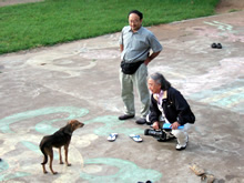 ギュメ寺の犬ともに仲よくなりました。